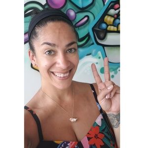 Meet your Posher, Samantha